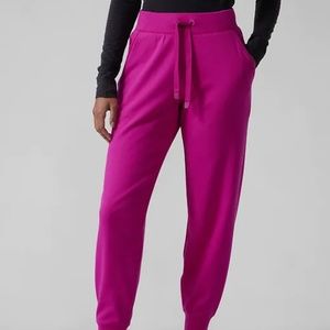 ATHLETA TRIUMPH JOGGER  Electric Fuchsia PINK -SIZE LARGE NEW WITH TAGS